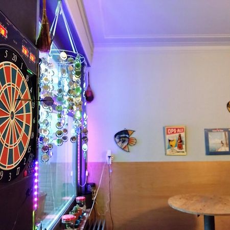 Vakantiewoning In Mol Centrum Met Eigen Bar "Casacuriosa" Екстериор снимка