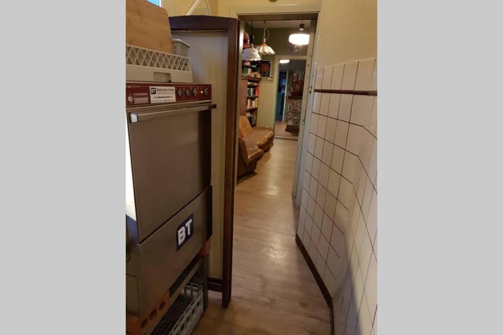 Vakantiewoning In Mol Centrum Met Eigen Bar "Casacuriosa" Екстериор снимка