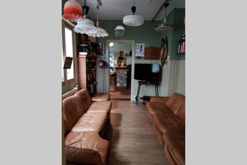 Vakantiewoning In Mol Centrum Met Eigen Bar "Casacuriosa" Екстериор снимка