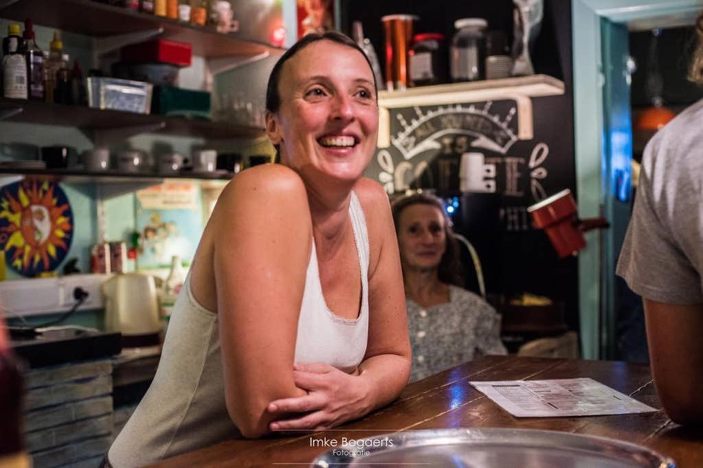 Vakantiewoning In Mol Centrum Met Eigen Bar "Casacuriosa" Екстериор снимка