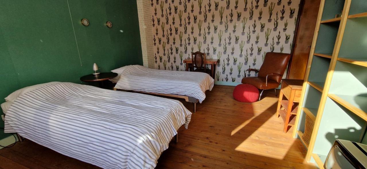 Vakantiewoning In Mol Centrum Met Eigen Bar "Casacuriosa" Екстериор снимка